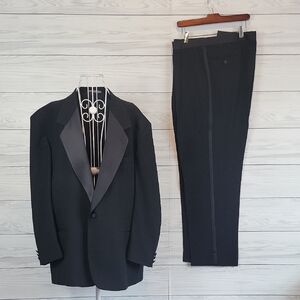 Raffinati Tuxedo Jacket and Pants 100% Wool - Black Size 46R Pants 38" X 33"